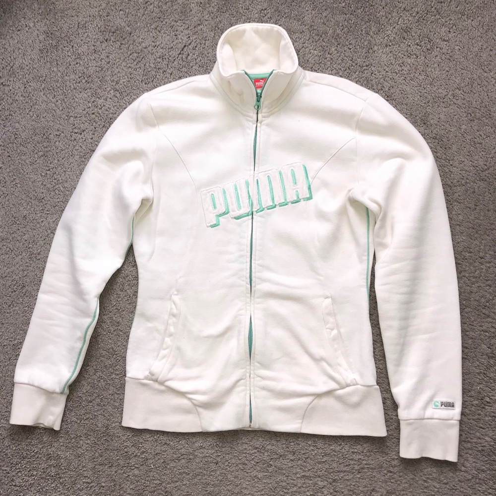 GREAT CONDITION PUMA TRACK JACKET.